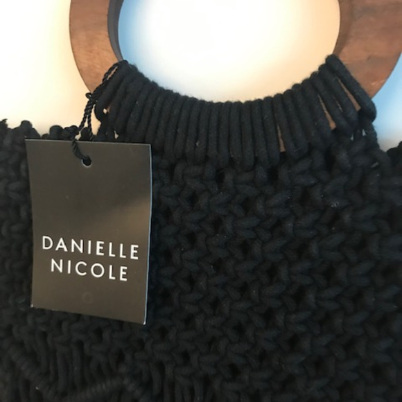 Danielle Nicole Macrame Handbag Box of Style - Picture 4 of 8